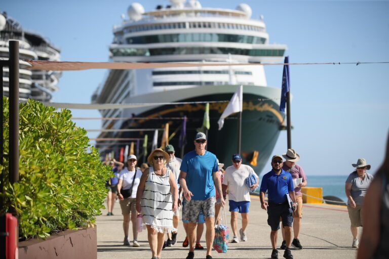 Primer crucero de Disney llega a RD; Puerto Plata recibió este martes casi 13 mil cruceristas