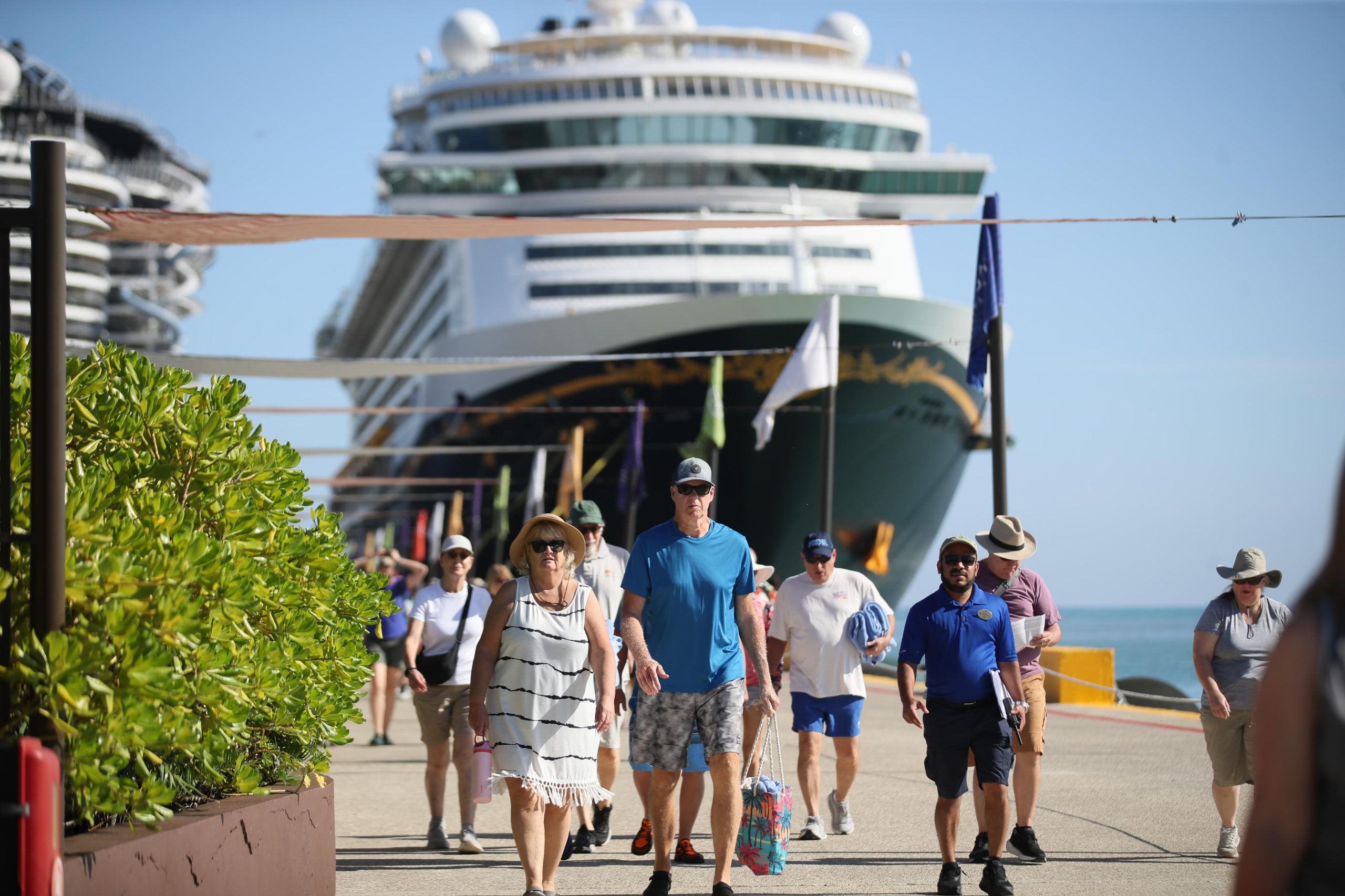 Primer crucero de Disney llega a RD; Puerto Plata recibió este martes casi 13 mil cruceristas