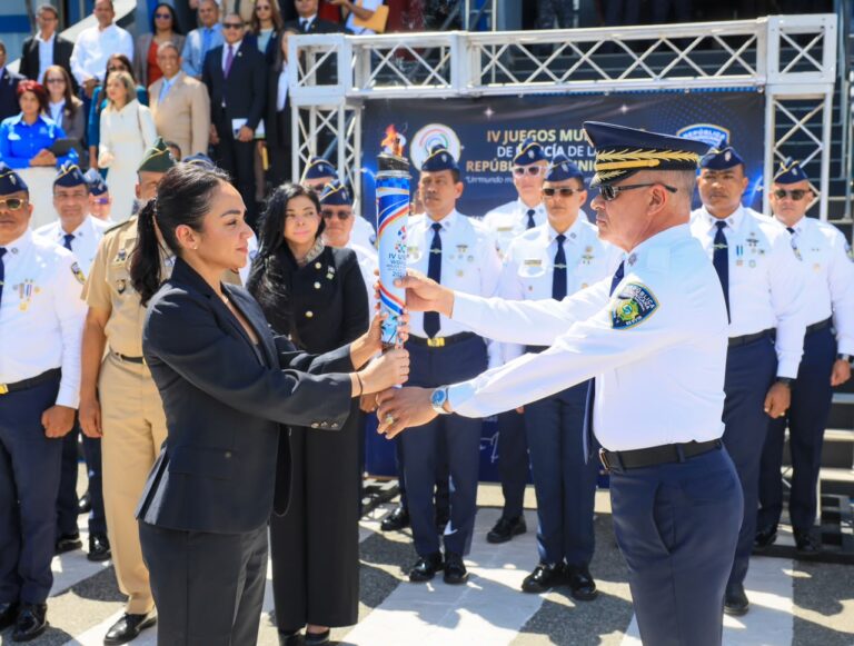 Policía Nacional inicia recorrido de la antorcha de los IV Juegos Mundiales de Policía 2026