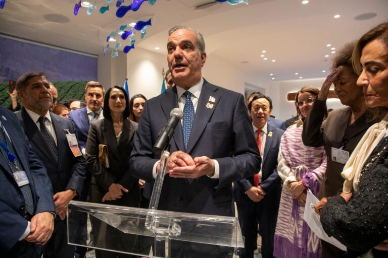 Presidente Abinader inaugura salón República Dominicana en la FAO y reafirma compromiso con el Hambre Cero