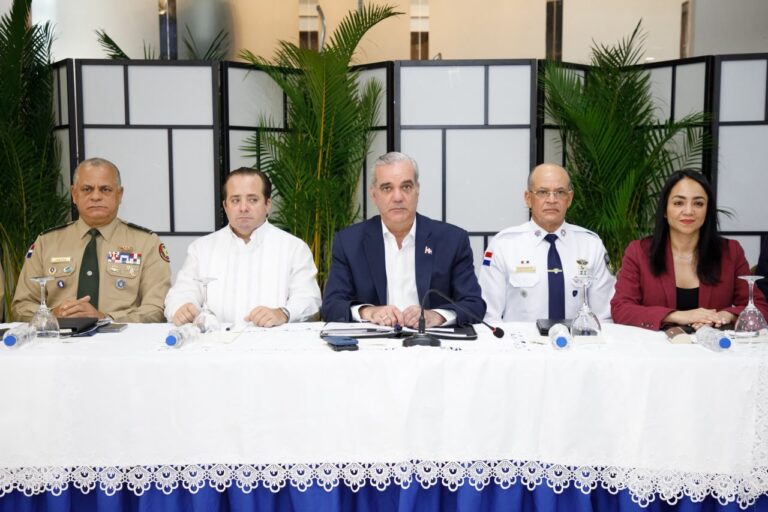 Presidente Abinader encabeza evaluación de las acciones del Plan de Seguridad Ciudadana
