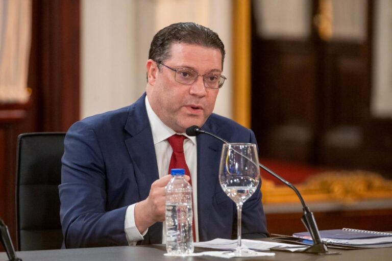 Sanz Lovatón: Gobierno destina RD$200 por galón para cubrir subsidio al gasoil utiliza el transporte federado