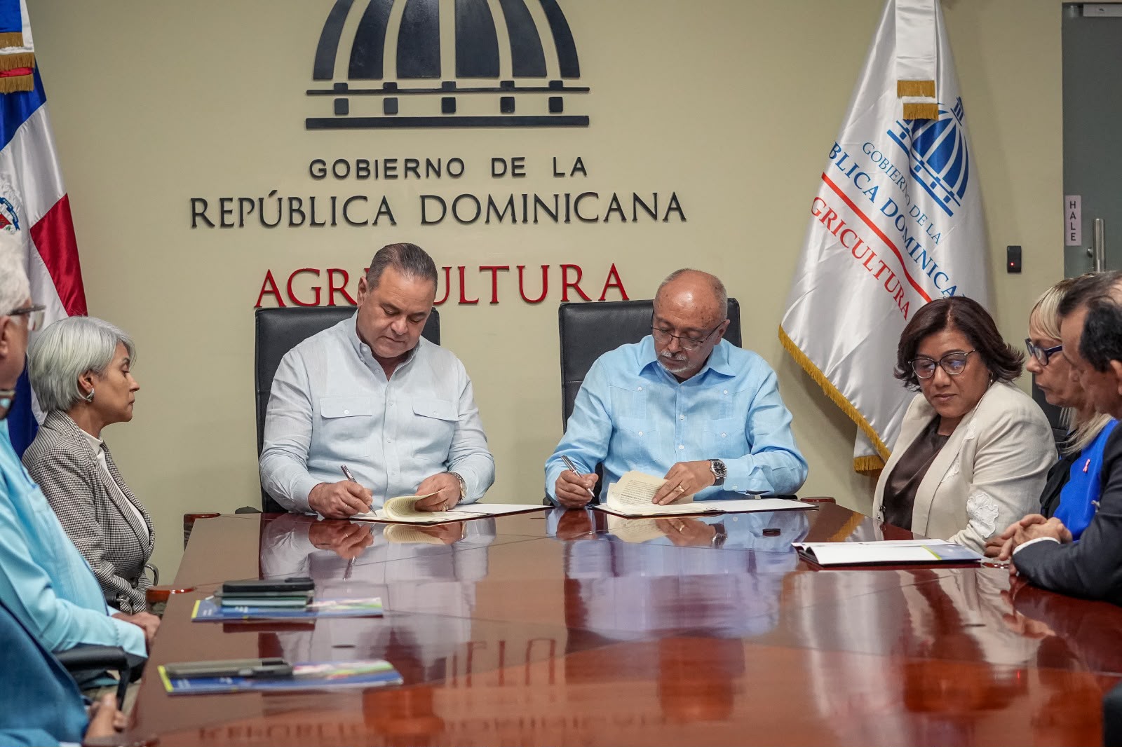 República Dominicana busca reanudar exportaciones de mango a EE.UU. en 2027