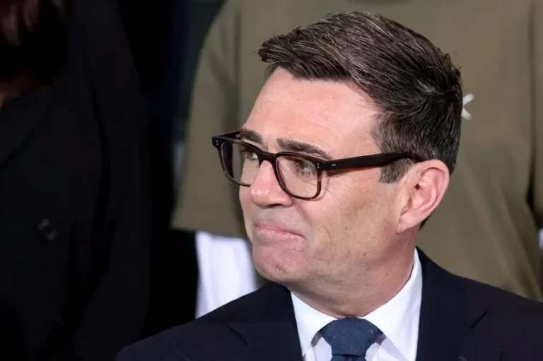 Burnham dice que es «muy probable» que Irán coordinase el presunto plan contra la base británica