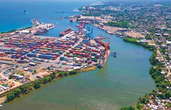Rumbo al futuro marítimo: navieros piden una estrategia de largo plazo para sostener el crecimiento económico de RD