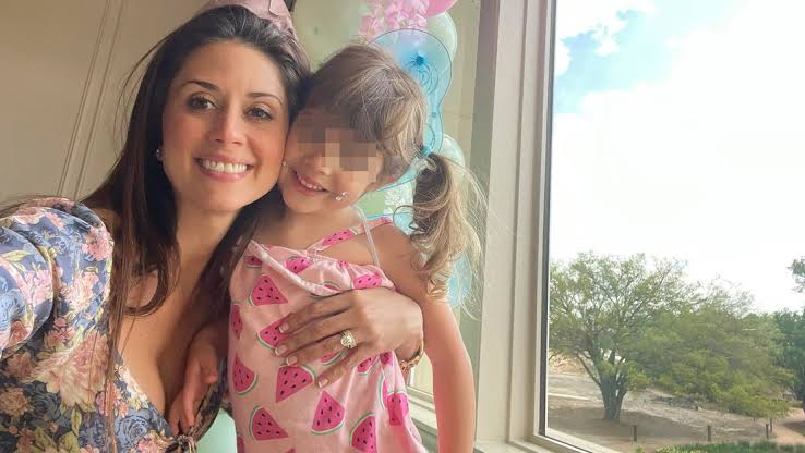 Una madre mata a su hija de 4 años y luego muere tras intentar quitarse la vida en Houston, horas después de perder la custodia de la menor