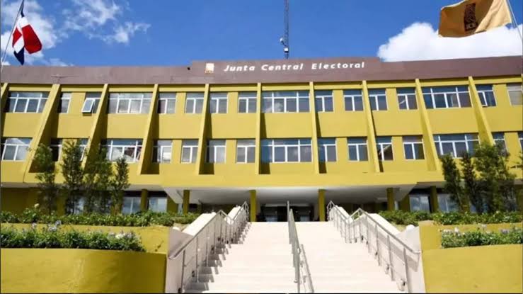 Buenas noticias para la diáspora: JCE eliminará citas previas para renovar cédulas en oficinas del exterior a partir del 2 de noviembre