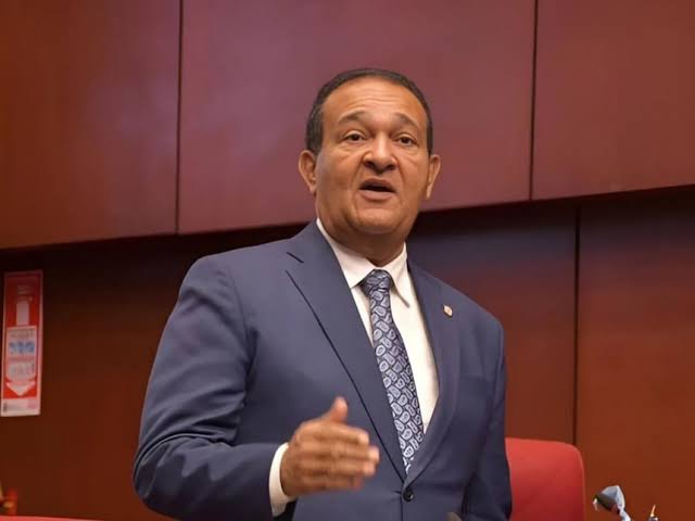 Senador Antonio Marte: «A mí me tiene loco la gente de La Victoria, llamándome y haciéndome diabluras por los teléfonos míos»